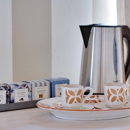 Domus Corallia-Luxury Rooms Porto Rotondo Bagian luar foto