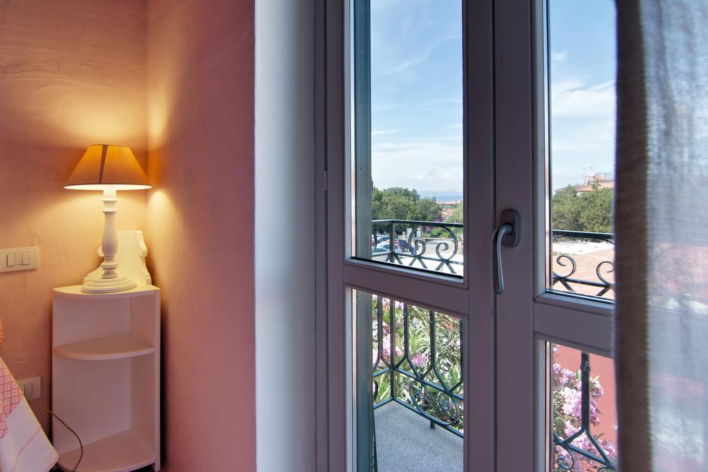 Domus Corallia-Luxury Rooms Porto Rotondo Ruang foto
