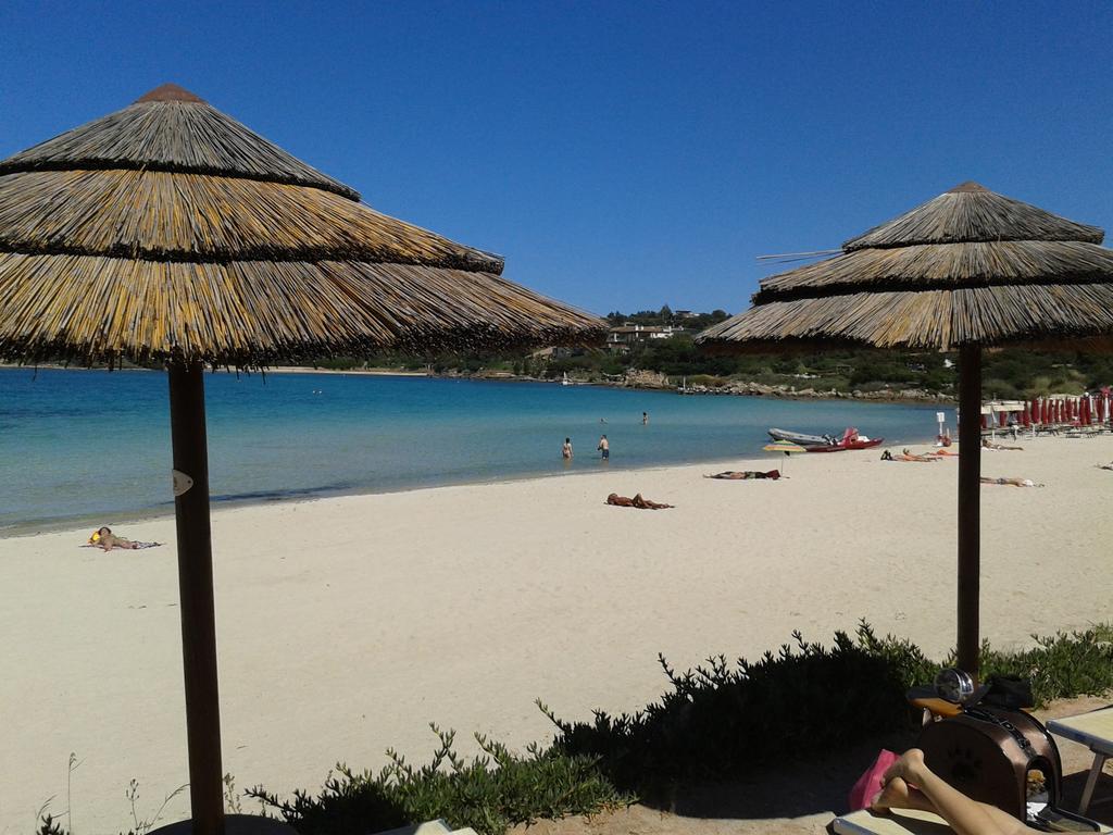 Domus Corallia-Luxury Rooms Porto Rotondo Bagian luar foto