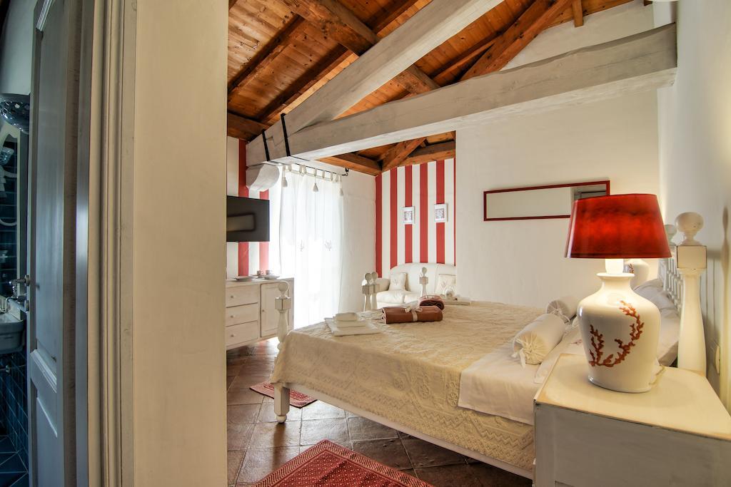 Domus Corallia-Luxury Rooms Porto Rotondo Ruang foto