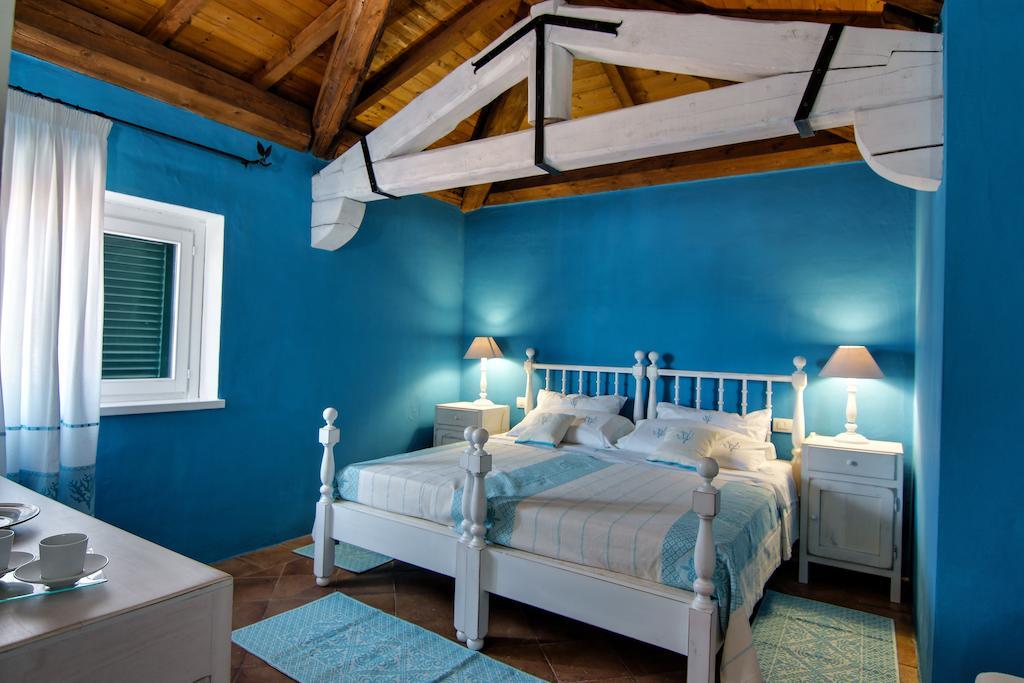 Domus Corallia-Luxury Rooms Porto Rotondo Bagian luar foto
