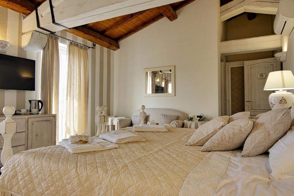 Domus Corallia-Luxury Rooms Porto Rotondo Ruang foto
